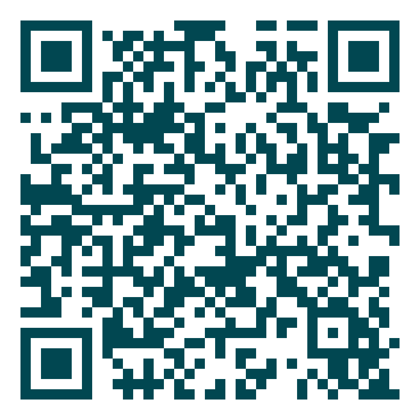 QR code linking to the Advisor Benchmarking Survey